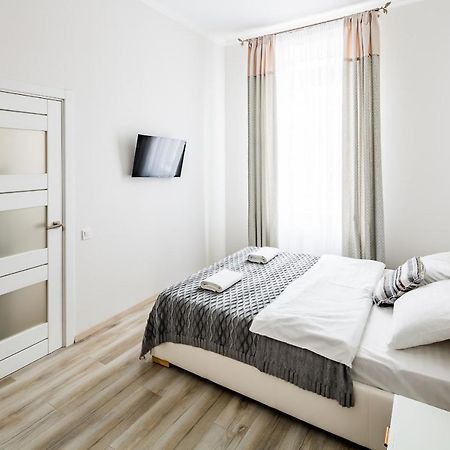 Old Town Cosy Apartment 利沃夫 外观 照片